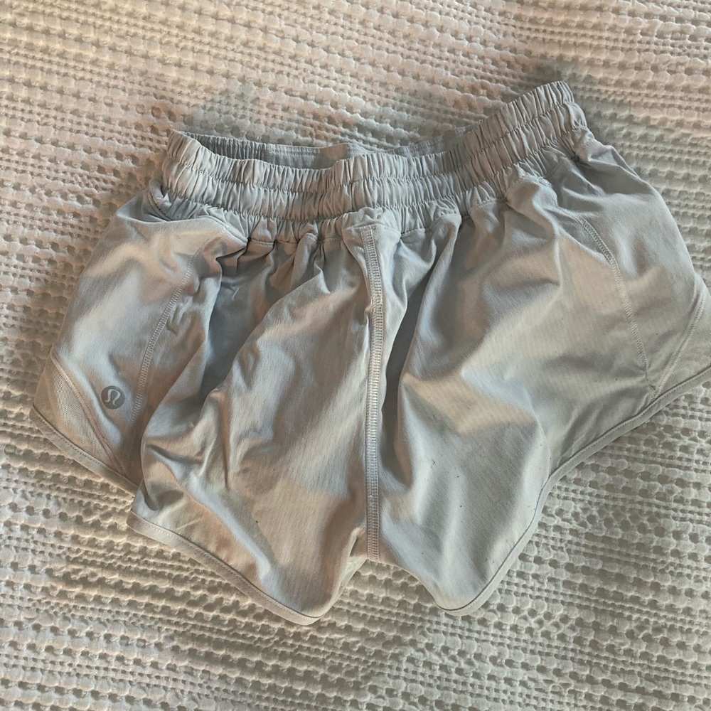 Lululemon shorts size 2/2.5 in inseam